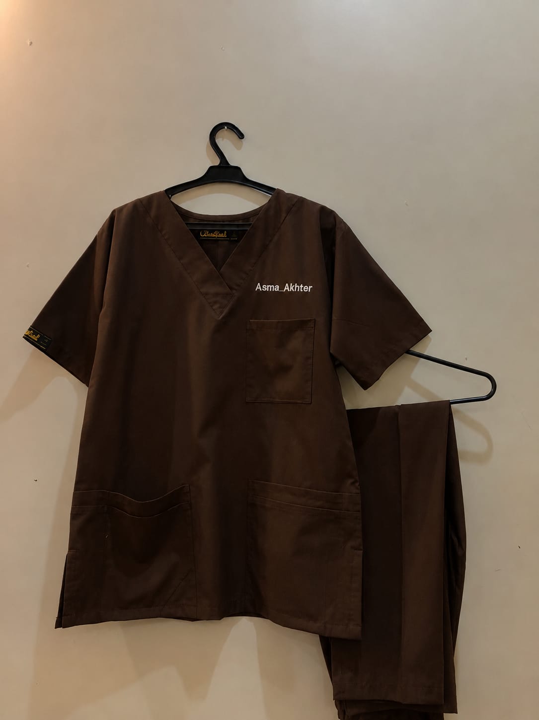 Classic Scrub Set — Brown